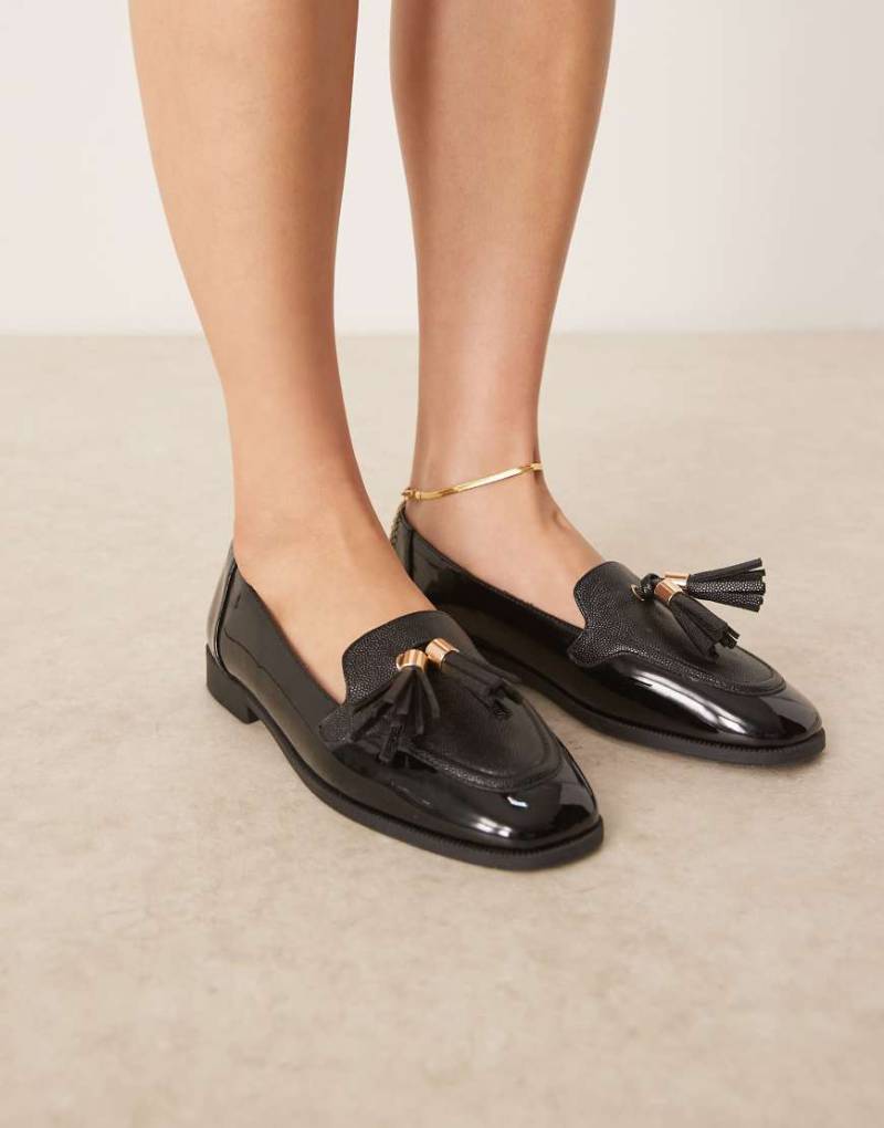 ASOS DESIGN - Mermaid - Flache Schuhe in Schwarz mit Quastendetail von ASOS DESIGN