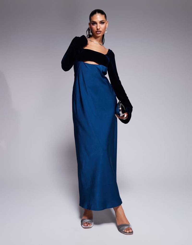 ASOS DESIGN - Midaxi-Kleid aus Samt-Satin-Mix in Blau mit eckigem Ausschnitt und Cut-out-Detail von ASOS DESIGN