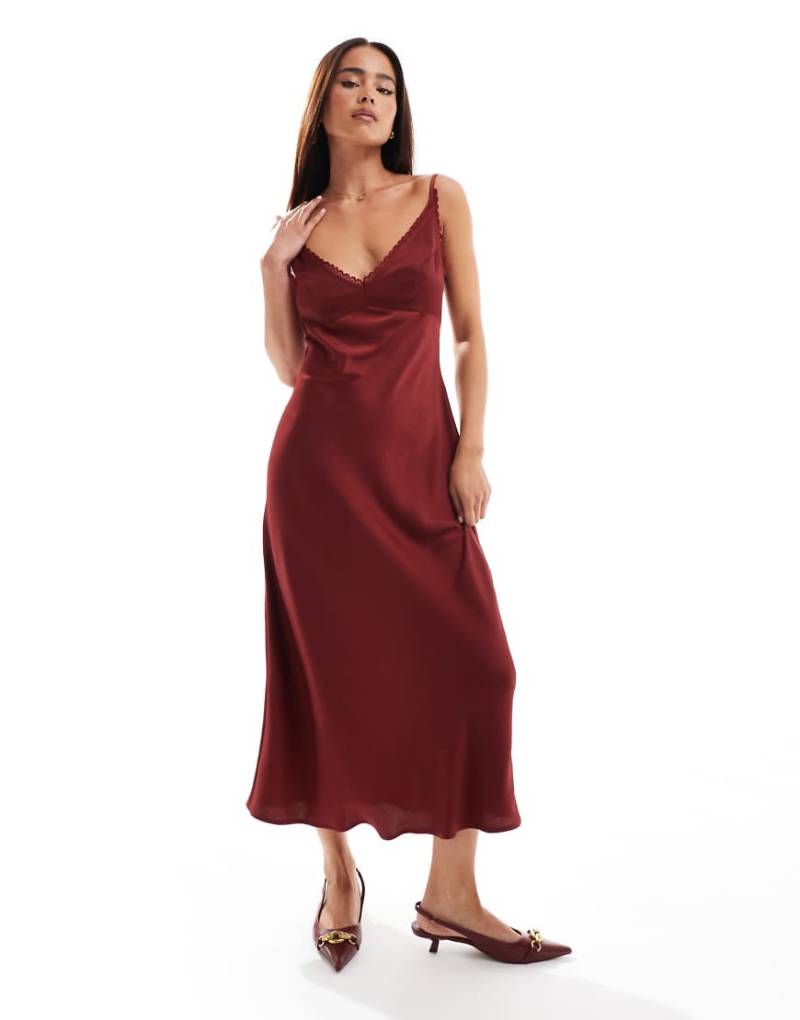 ASOS DESIGN - Midi-Schlupfkleid in gebranntem Rot mit Spitzenborte und schmalen Trägern von ASOS DESIGN