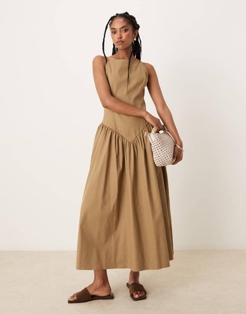 ASOS DESIGN - Midi-Trägerkleid in Kamelbraun mit tiefer Taille-Schwarz von ASOS DESIGN