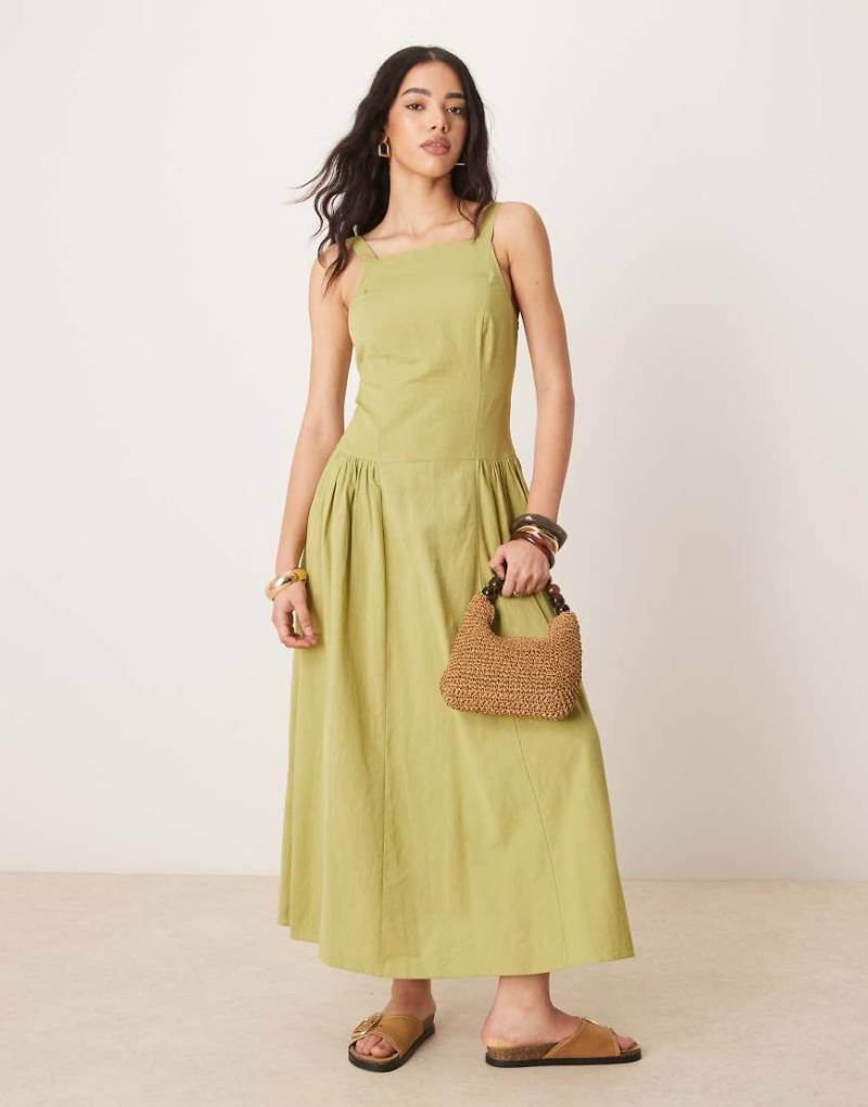 ASOS DESIGN - Midikleid in Grün mit eckigem Ausschnitt und tiefer Taille von ASOS DESIGN