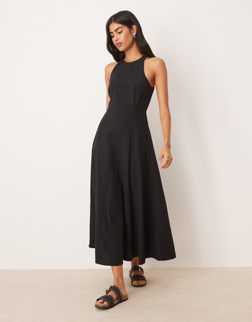 ASOS DESIGN - Midikleid in Schwarz mit U-Boot-Ausschnitt und Ziernähten ASOS DESIGN - Midikleid in Schwarz mit U-Boot-Ausschnitt und Ziernähten von ASOS DESIGN