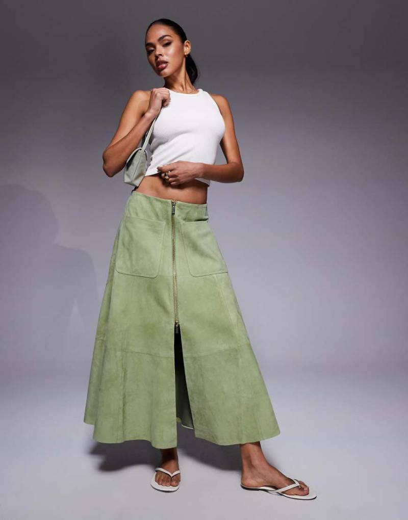ASOS DESIGN - Midirock aus echtem Wildleder in Grün mit Reißverschluss vorne von ASOS DESIGN