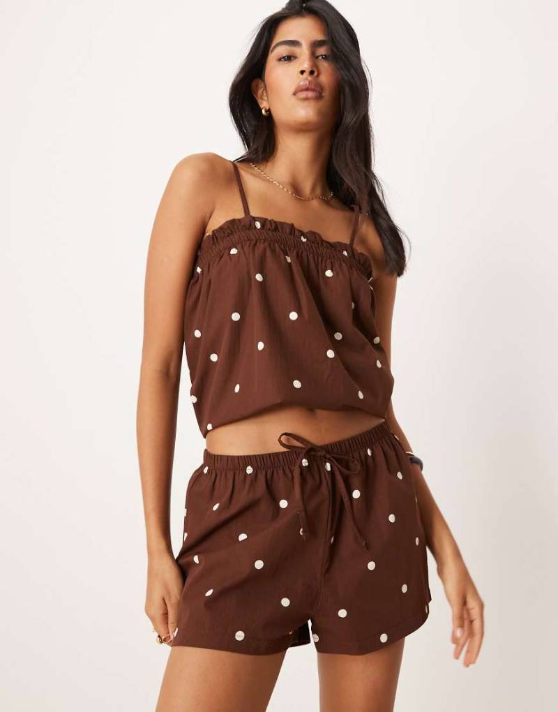 ASOS DESIGN - Mikro-Schlupfshorts in Schokobraun mit Punktemuster-Bunt von ASOS DESIGN