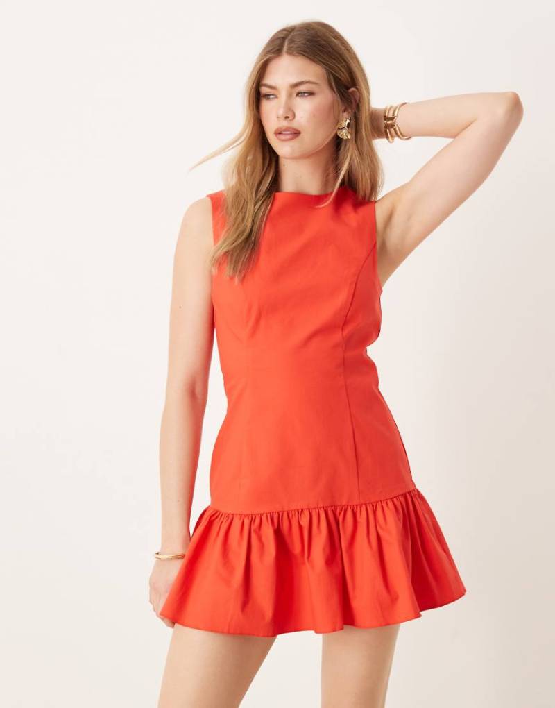 ASOS DESIGN - Mini-Etuikleid in Tomatenrot mit tiefer Taille von ASOS DESIGN