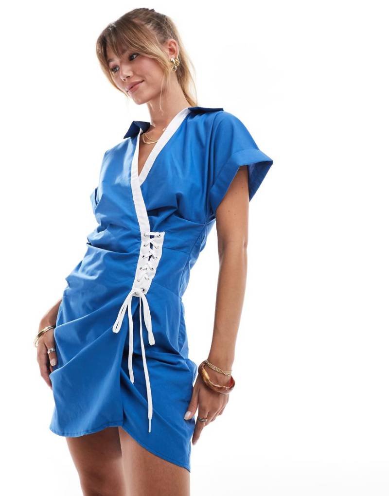 ASOS DESIGN - Mini-Hemdblusenkleid in Blau mit Schnürung und farblich abgesetzten Details von ASOS DESIGN
