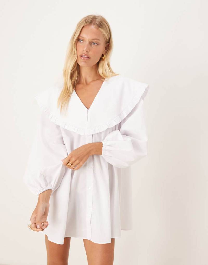 ASOS DESIGN - Mini-Hemdblusenkleid in Weiß mit Oversize-Kragen von ASOS DESIGN