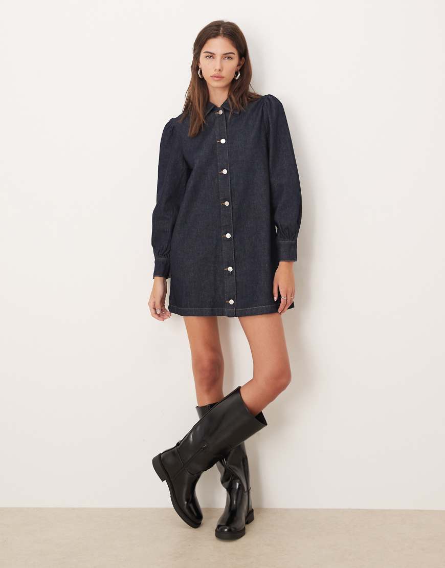 ASOS DESIGN - Mini-Jeanskleid im Stil der 70er in Indigoblau mit Puffärmeln von ASOS DESIGN