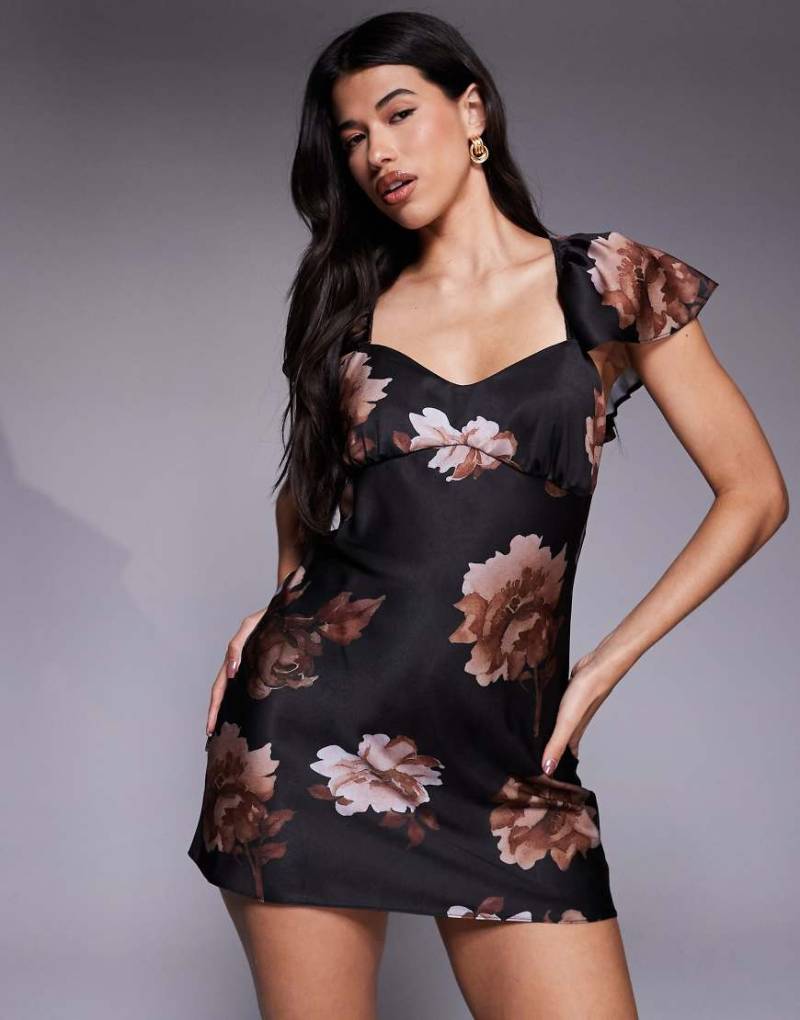 ASOS DESIGN - Minikleid für besondere Anlässe aus Satin in Schokobraun mit Blumenprint und Flatterärmeln-Bunt von ASOS DESIGN