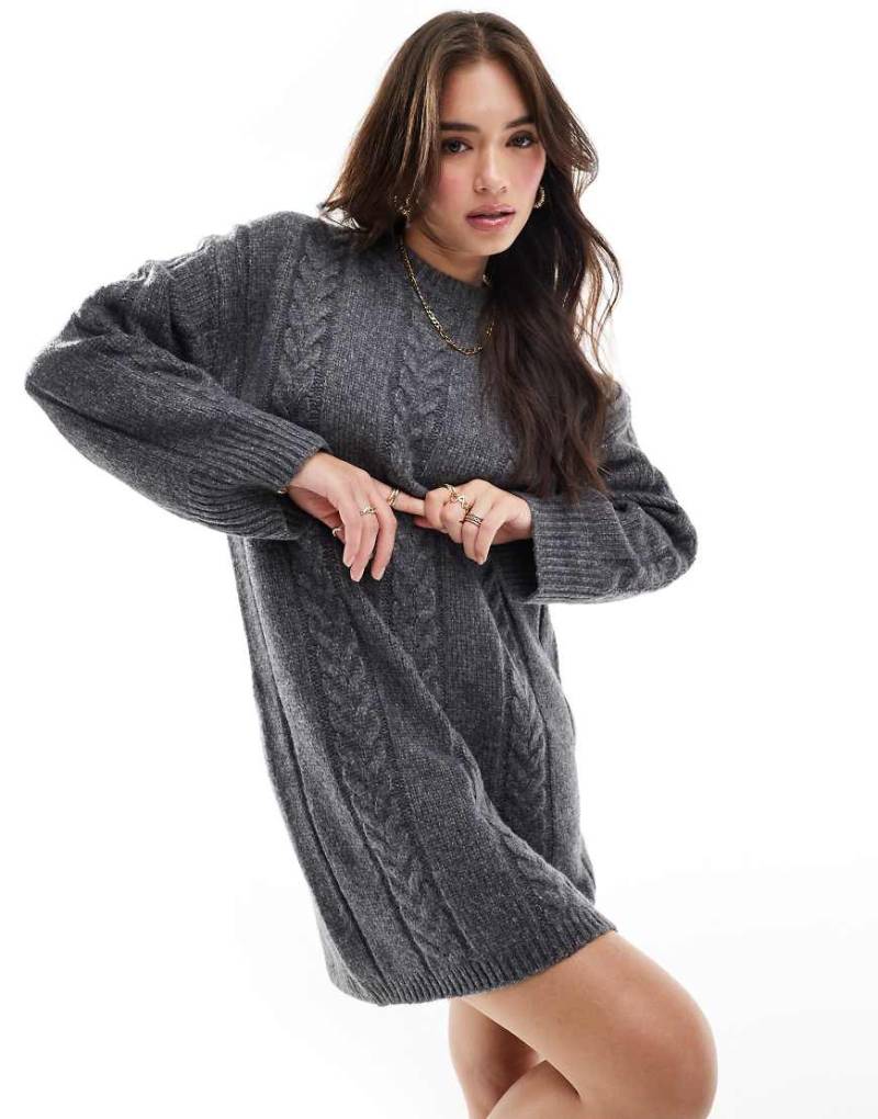 ASOS DESIGN - Minikleid in Anthrazit mit Rundhalsausschnitt und Zopfmuster-Grau von ASOS DESIGN
