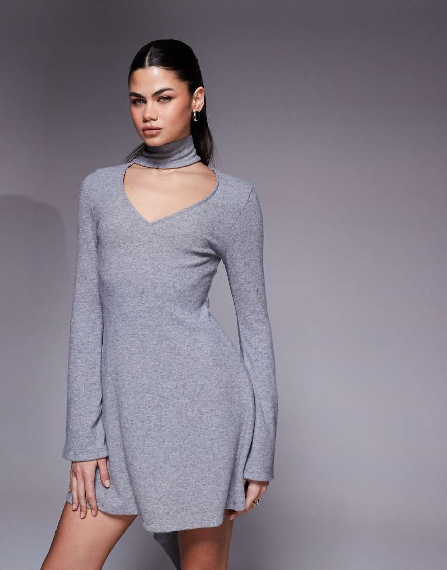 ASOS DESIGN - Minikleid in Kalkgrau mit ausgestellten Ärmeln und Schal-Detail von ASOS DESIGN