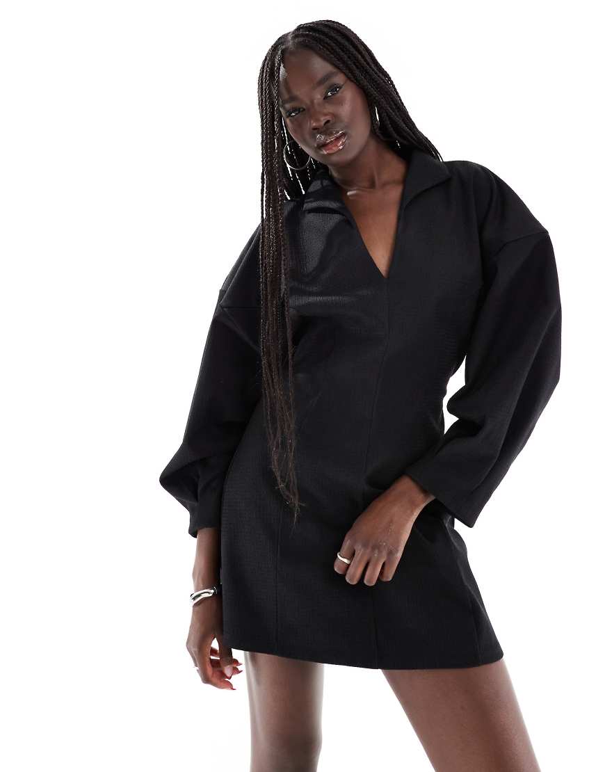 ASOS DESIGN - Minikleid in Schwarz mit kurzen Cocoon-Ärmeln und Kragen von ASOS DESIGN