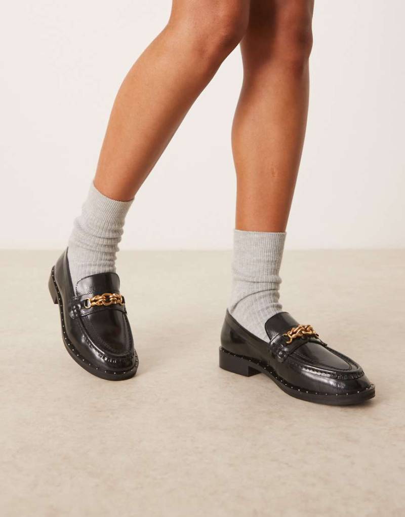 ASOS DESIGN - Ministry - Hochwertige Loafer aus Leder in Schwarz mit Kettendetail von ASOS DESIGN