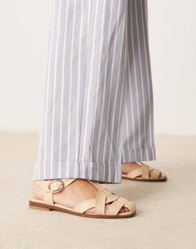 ASOS DESIGN - Mirage - Schmale Fisherman-Schuhe in Naturfarbe mit Webdesign-Neutral von ASOS DESIGN