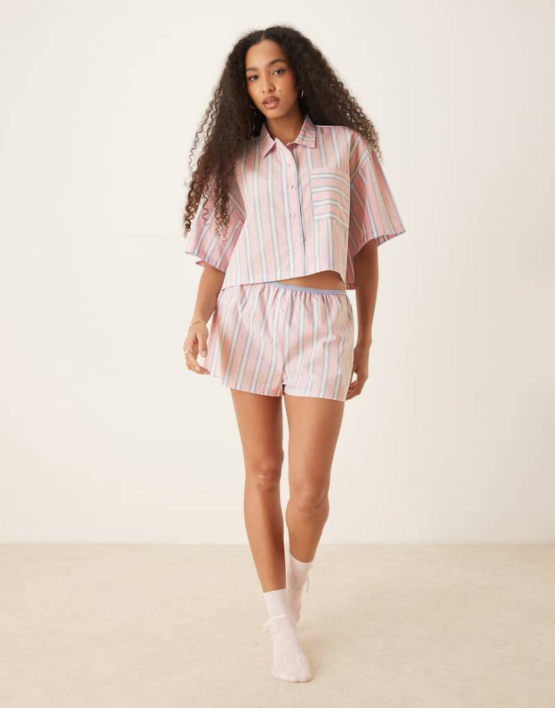ASOS DESIGN - Mix and Match - Rosa-blau gestreifte Pyjama-Boxershorts aus Webstoff-Bunt von ASOS DESIGN