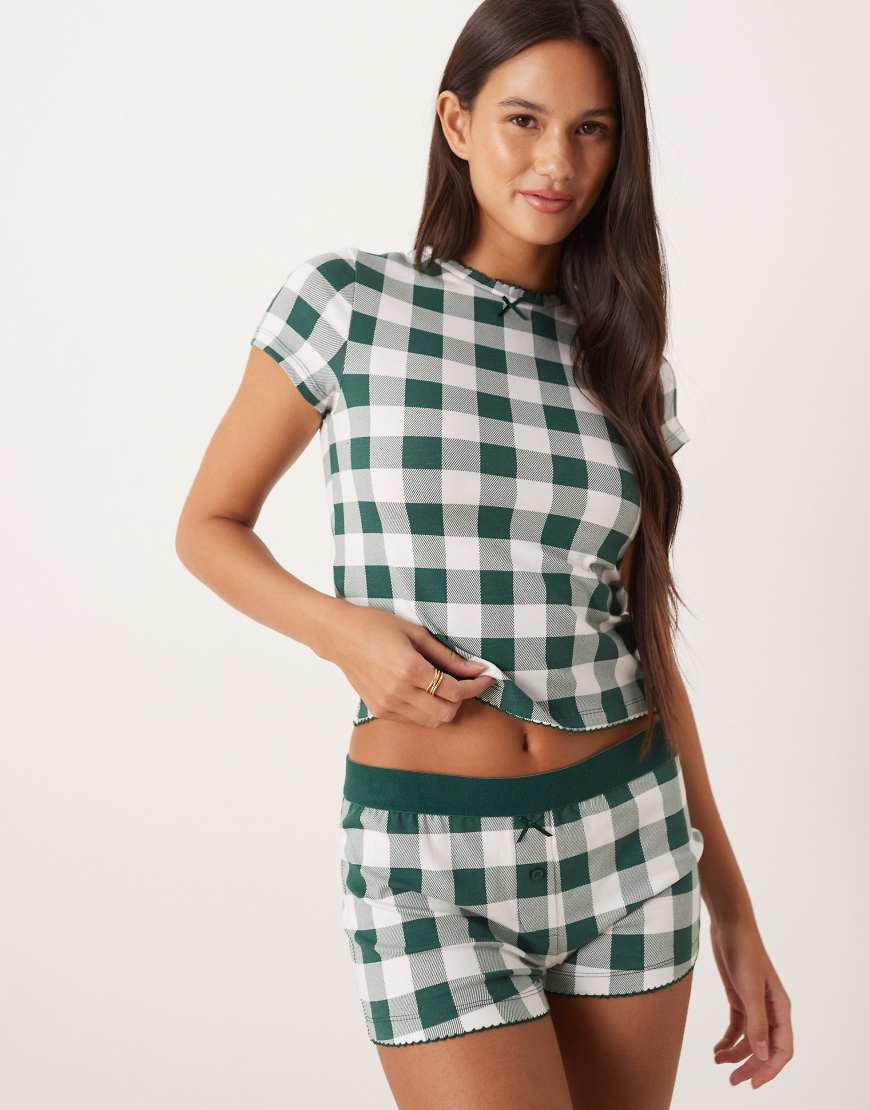 ASOS DESIGN - Mix & Match - Knapp geschnittenes Pyjama-T-Shirt in Grün mit kariertem Print von ASOS DESIGN