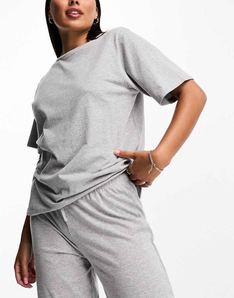ASOS DESIGN - Mix & Match - Oversize-Pyjama-T-Shirt aus Baumwolle in meliertem Grau von ASOS DESIGN