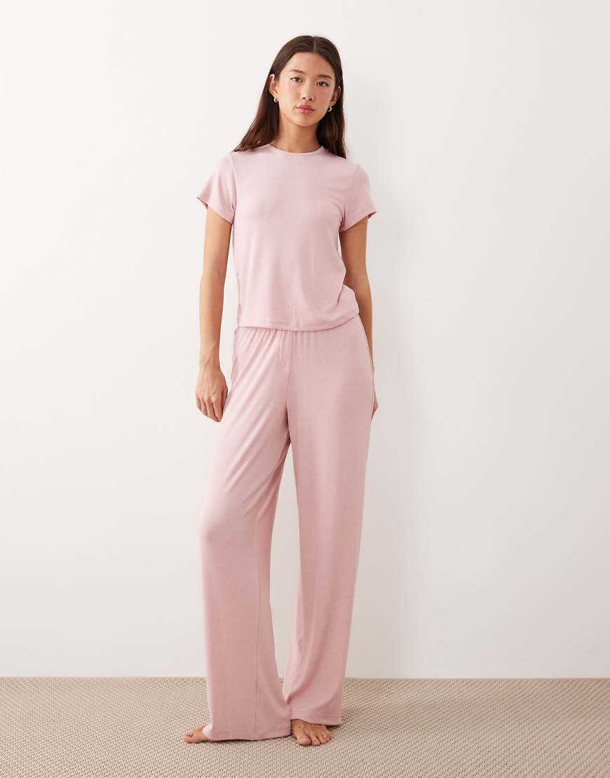 ASOS DESIGN - Mix & Match - Weiche gerippte Pyjamahose in Hellrosa mit weitem Bein-Rot von ASOS DESIGN