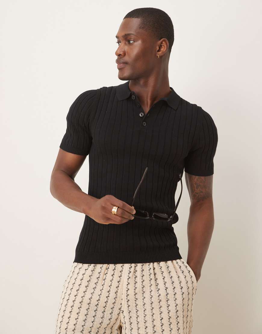 ASOS DESIGN - Körperbetontes Poloshirt aus Rippstrick in Schwarz von ASOS DESIGN