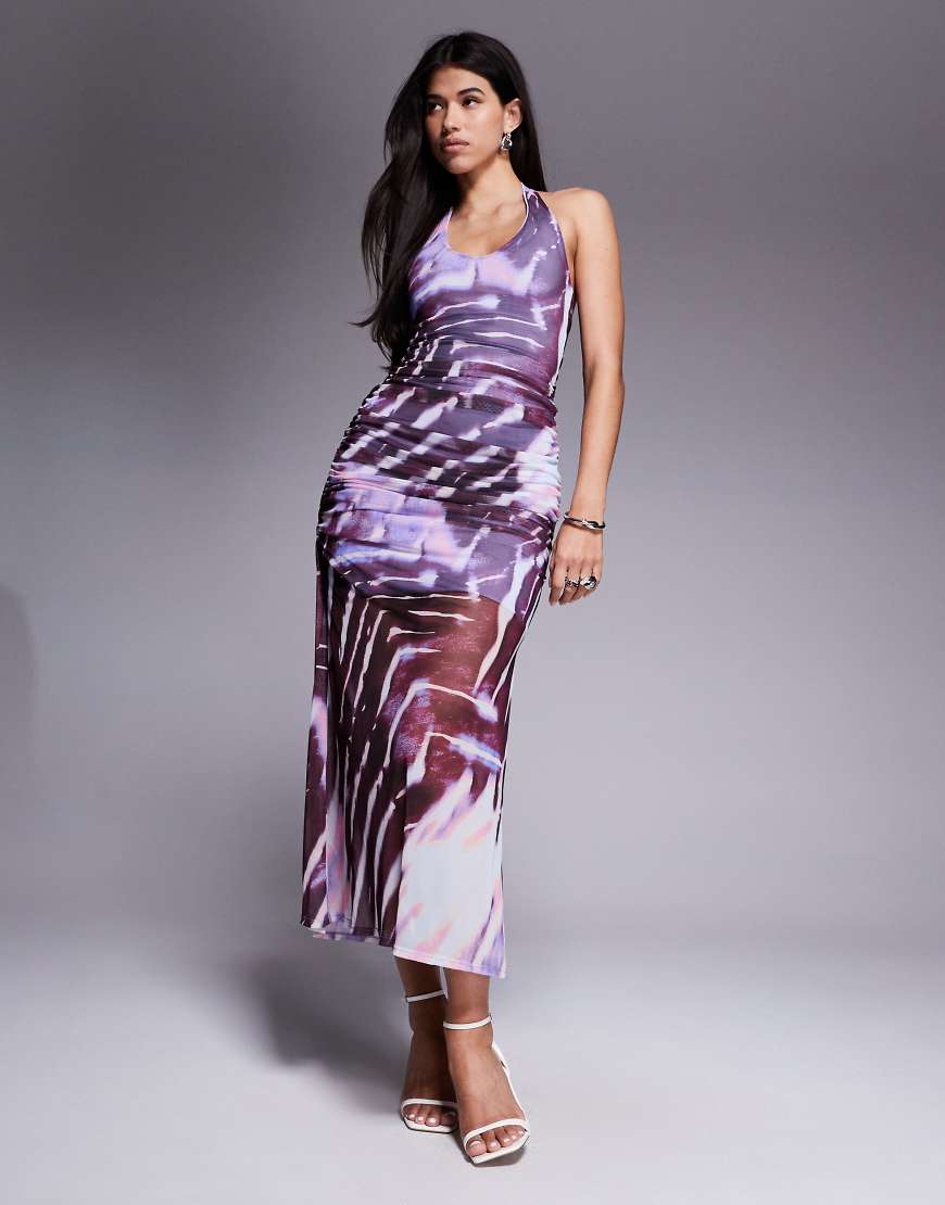 ASOS DESIGN - Neckholder-Maxikleid aus gerafftem Netzstoff mit abstraktem Zebramuster-Bunt von ASOS DESIGN