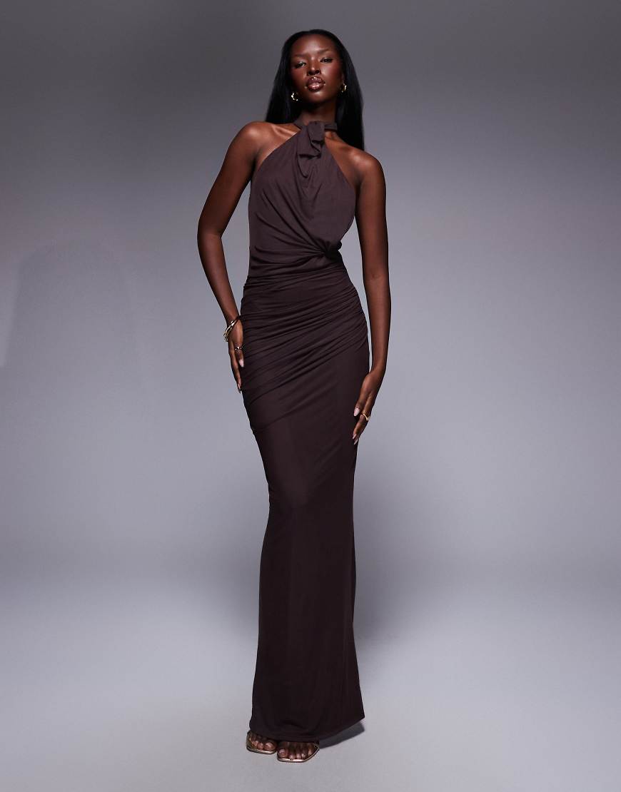 ASOS DESIGN - Netzstoff-Maxikleid in Schokobraun mit verdrehtem Brustdetail und im Nacken gebundenem Neckholder-Brown ASOS DESIGN - Netzstoff-Maxikleid in Schokobraun mit verdrehtem Brustdetail und im Nacken gebundenem Neckholder-Brown von ASOS DESIGN