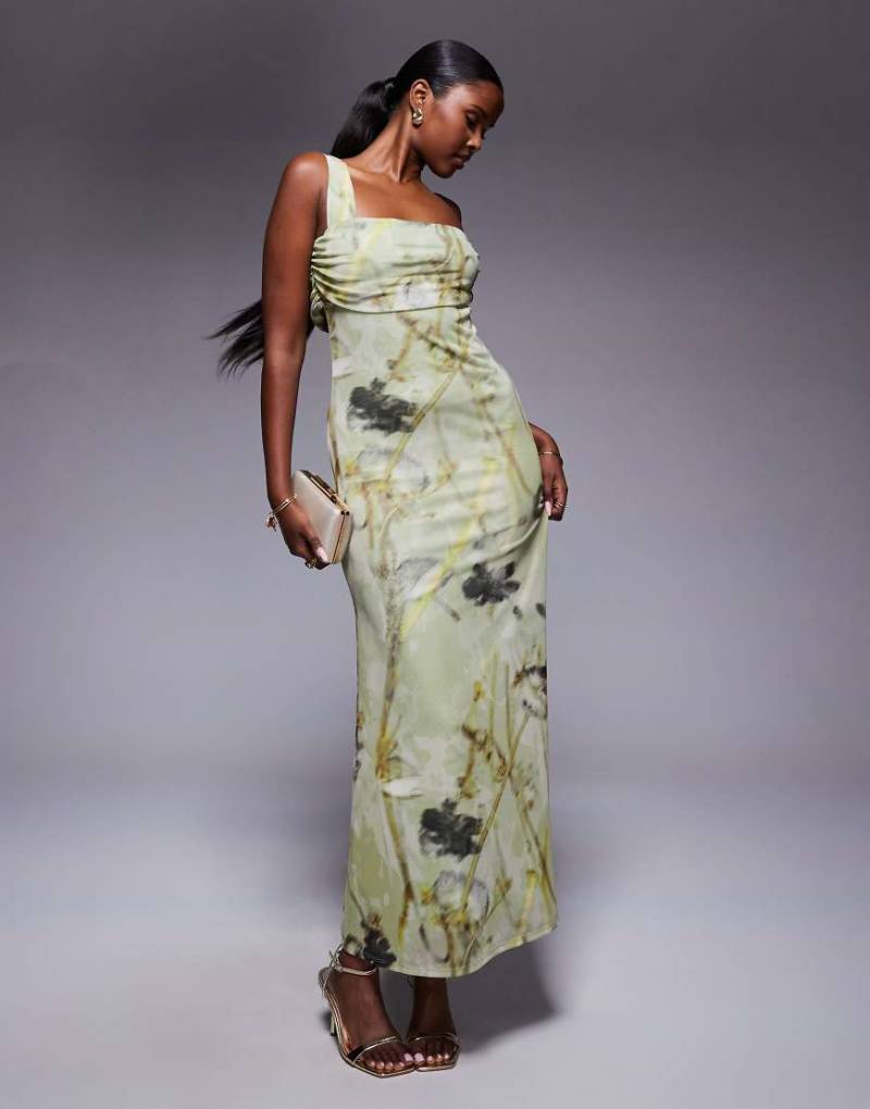 ASOS DESIGN - Netzstoff-Maxikleid mit grünem Blumenprint und asymmetrischem Bardot-Ausschnitt mit einem Camisole-Träger-Bunt von ASOS DESIGN