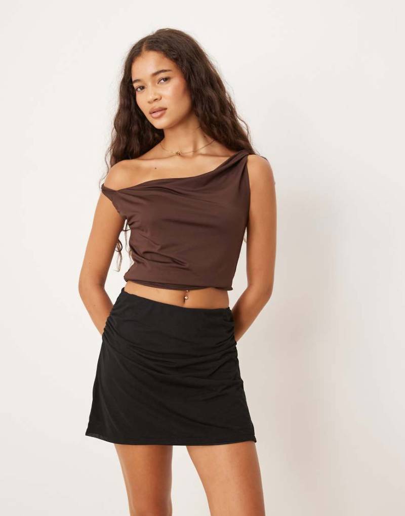 ASOS DESIGN - Netzstoff-Minirock in Schwarz mit Raffung von ASOS DESIGN