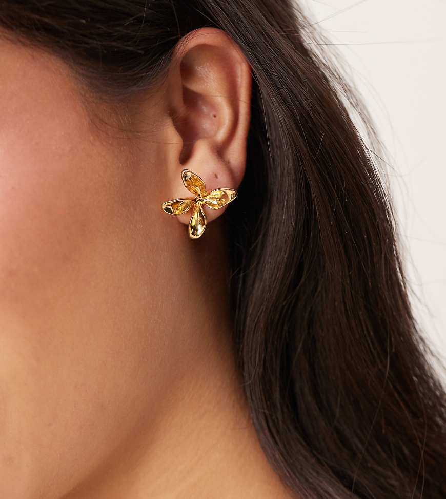 ASOS DESIGN - Ohrstecker mit 14-Karat-Vergoldung und kleinem Blumendesign-Goldfarben von ASOS DESIGN