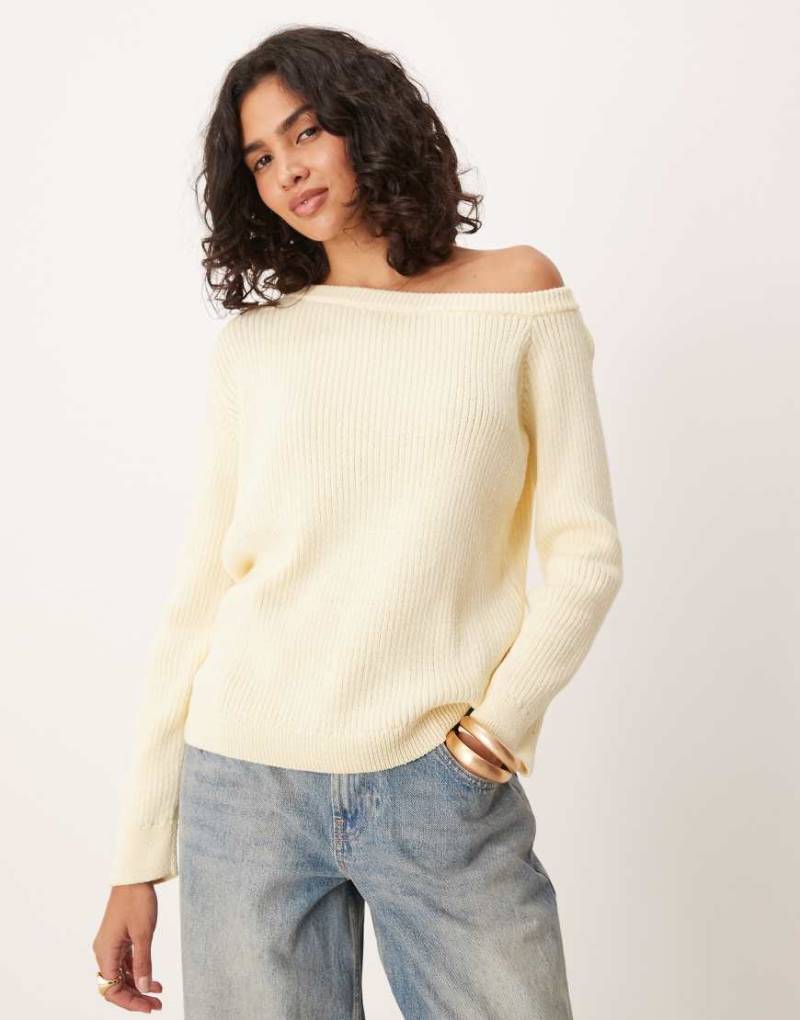 ASOS DESIGN - One-Shoulder-Pullover mit Oversize-Passform-Weiß von ASOS DESIGN