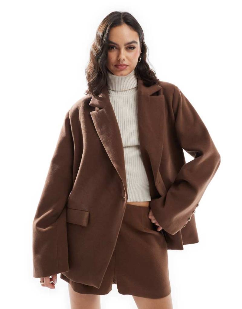 ASOS DESIGN - Oversize-Blazer in schokobrauner Wolloptik von ASOS DESIGN