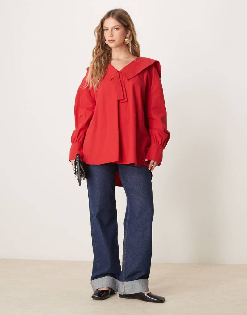 ASOS DESIGN - Oversize-Bluse aus Popeline in Rot mit Bindekragen vorn von ASOS DESIGN