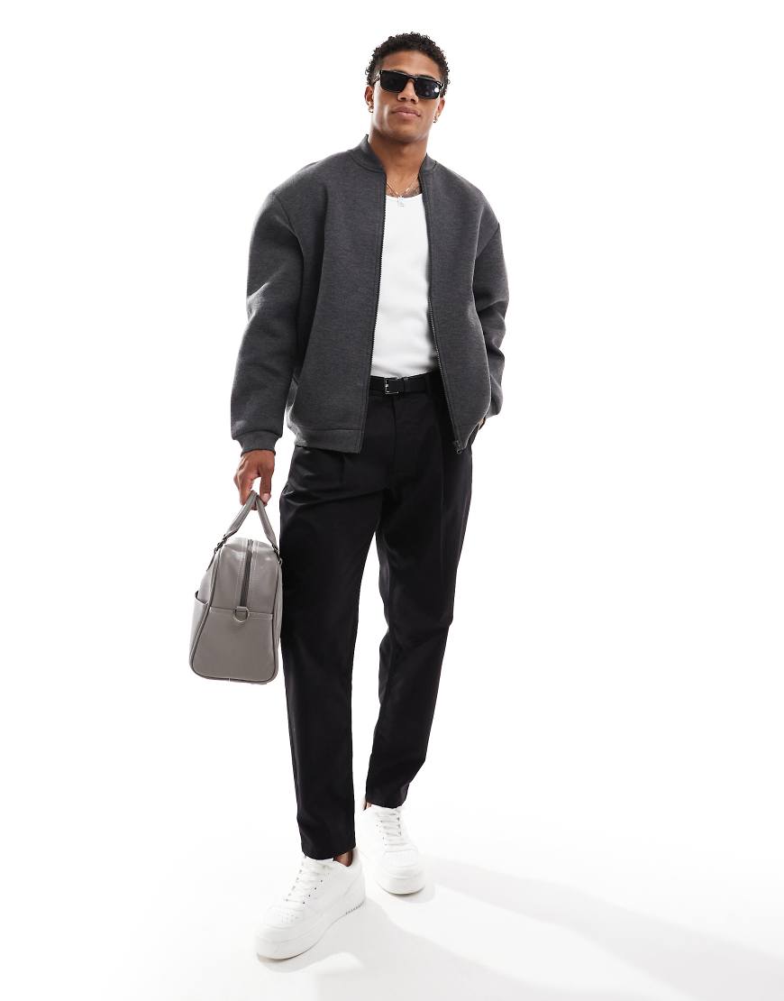 ASOS DESIGN - Oversize-Bomberjacke in anthrazitfarbener Neopren-Optik-Grau ASOS DESIGN - Oversize-Bomberjacke in anthrazitfarbener Neopren-Optik-Grau von ASOS DESIGN