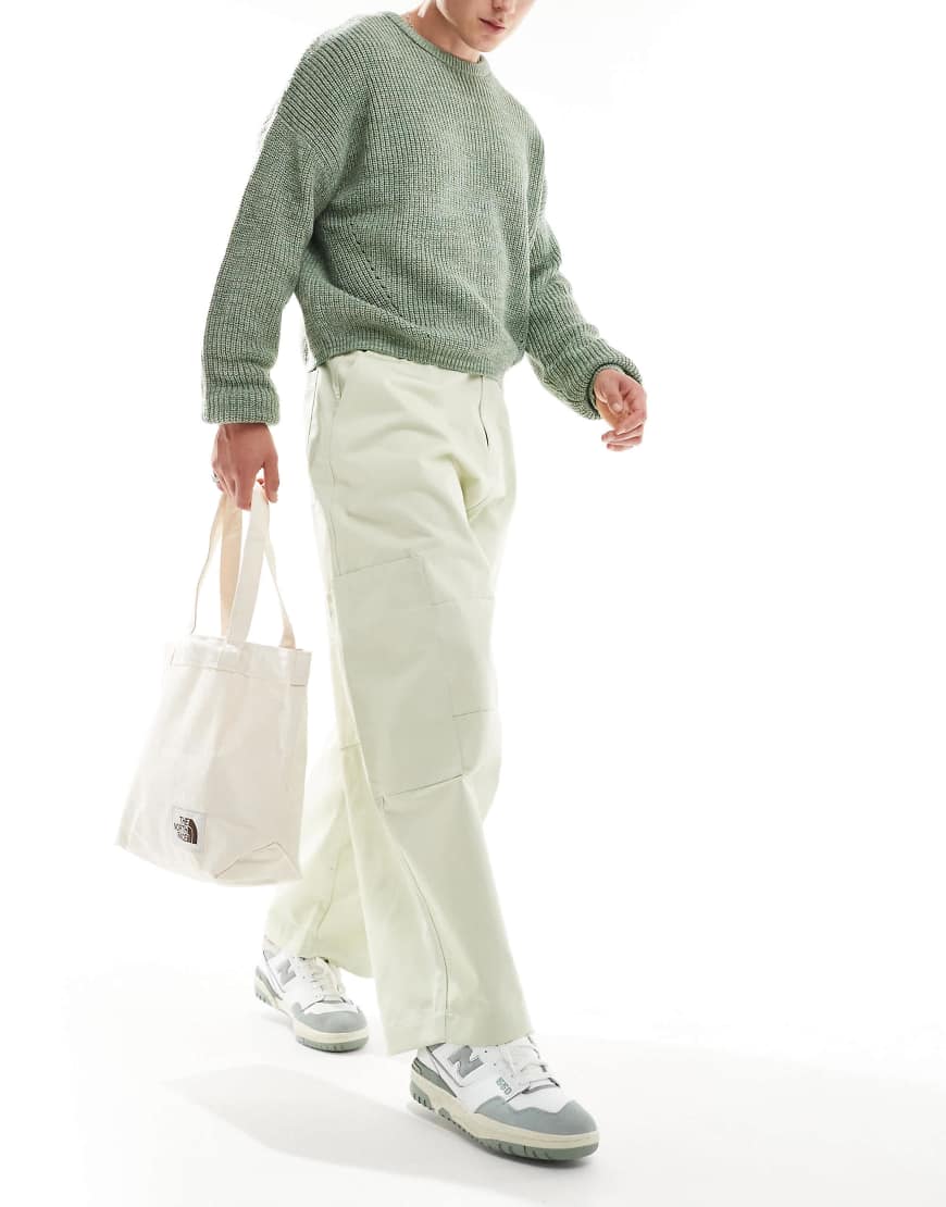 ASOS DESIGN - Weite Oversize-Cargohose in Ecru-Neutral von ASOS DESIGN