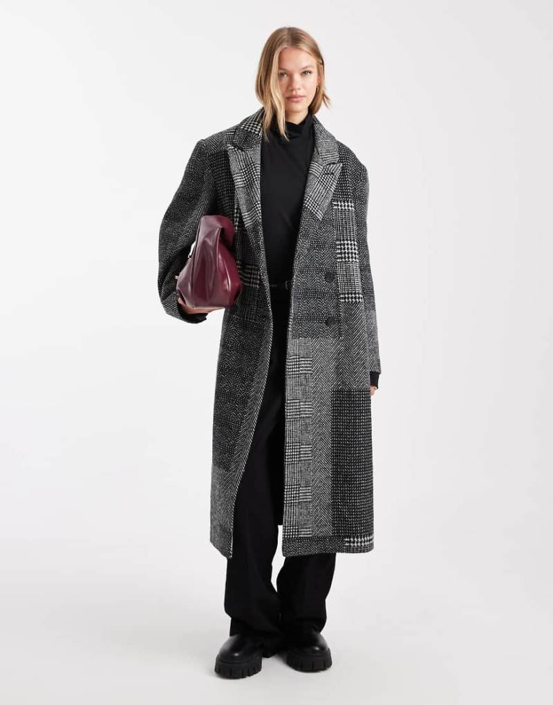ASOS DESIGN - Oversize-Dad-Mantel in schwarz und weiß kariert von ASOS DESIGN