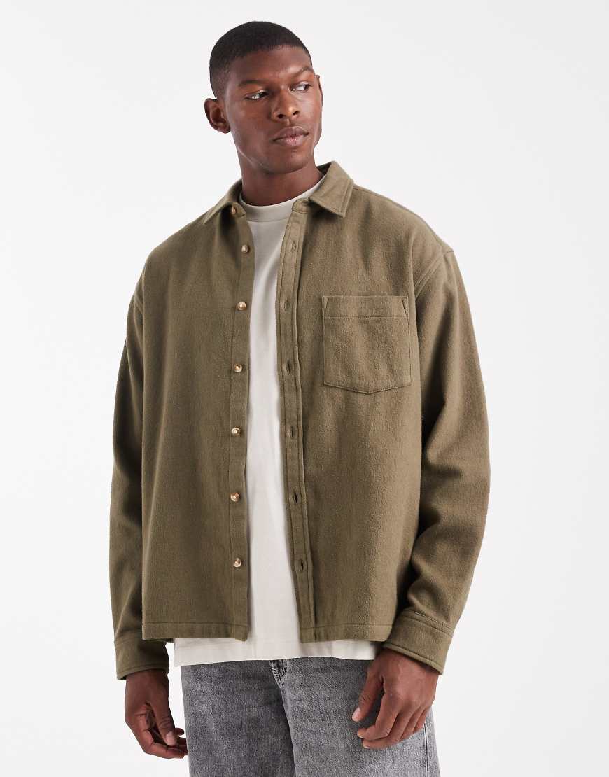 ASOS DESIGN - Oversize-Flanellhemd in Khaki-Grün von ASOS DESIGN