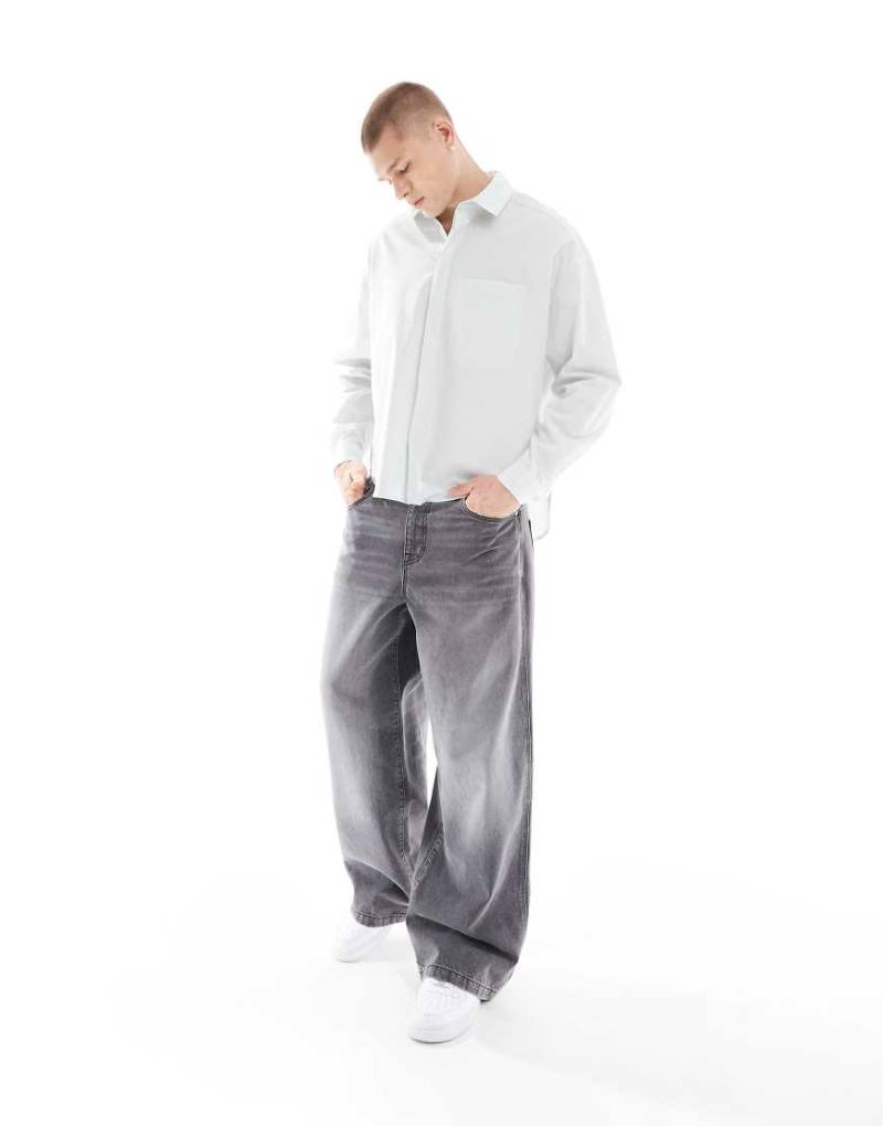 ASOS DESIGN - Oversize-Hemd aus Popeline in Hellblau von ASOS DESIGN