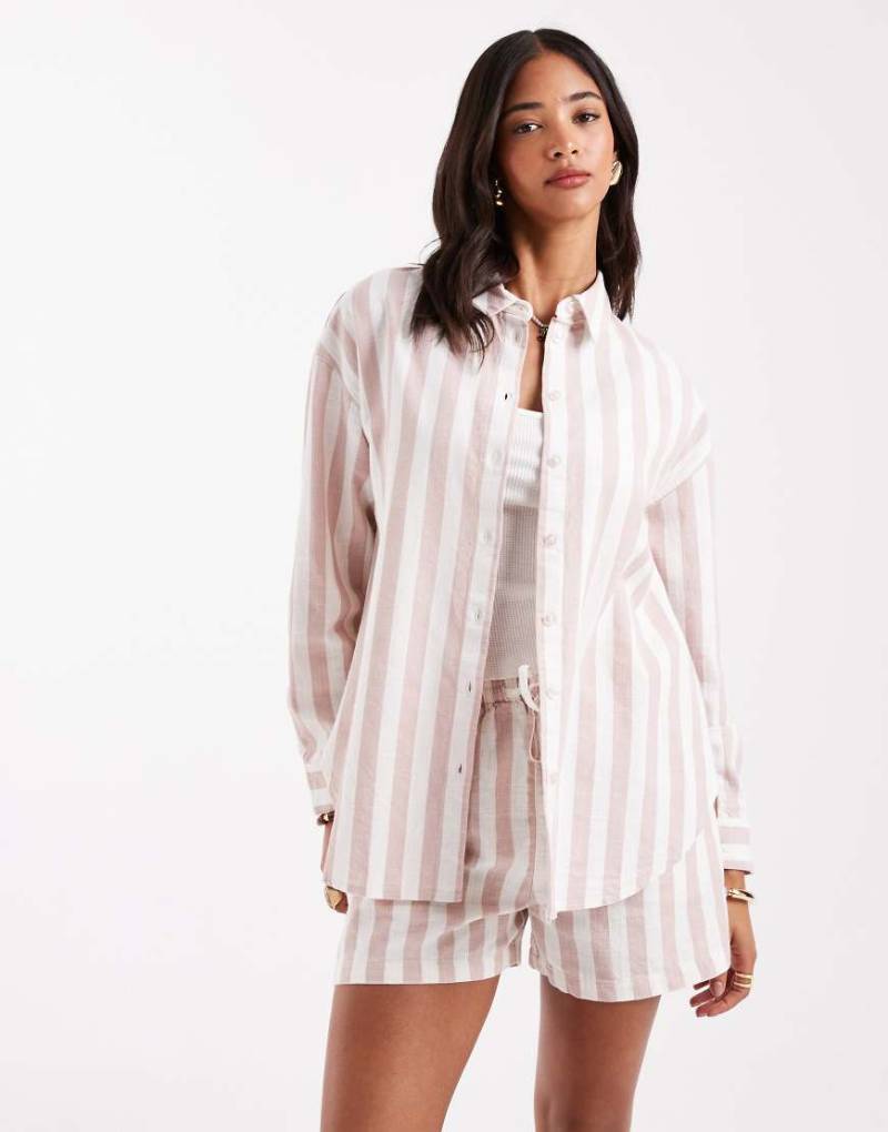 ASOS DESIGN - Oversize-Hemd in Leinenoptik mit Streifen in Nerzrosa, Kombiteil-Bunt von ASOS DESIGN
