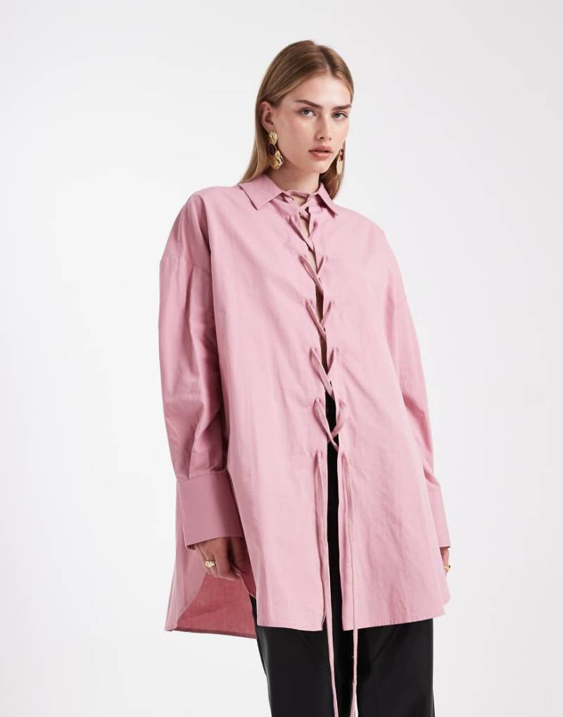 ASOS DESIGN - Oversize-Hemd in Rosa mit Schnürdetails von ASOS DESIGN