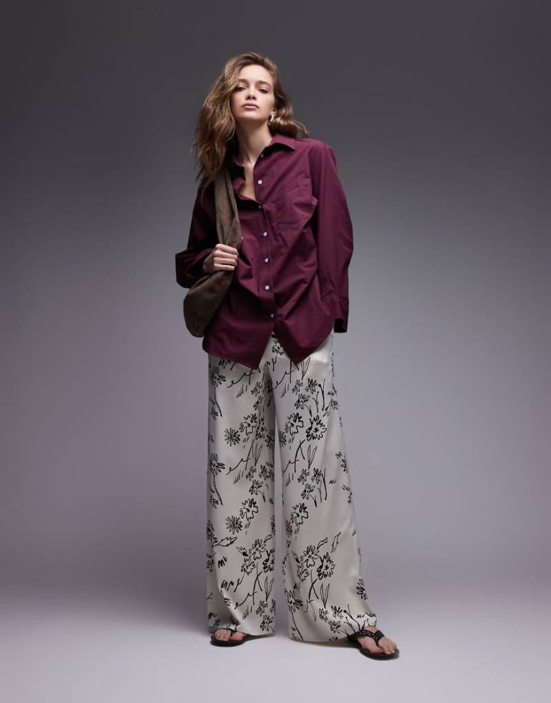 ASOS DESIGN - Oversize-Hemdbluse aus Popeline in Pflaume-Lila von ASOS DESIGN