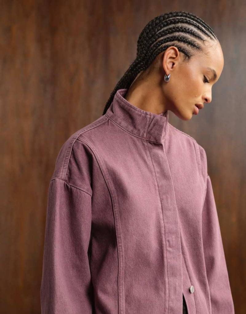 ASOS DESIGN - Oversize-Jeansjacke in Rosa mit Trichterkragen von ASOS DESIGN
