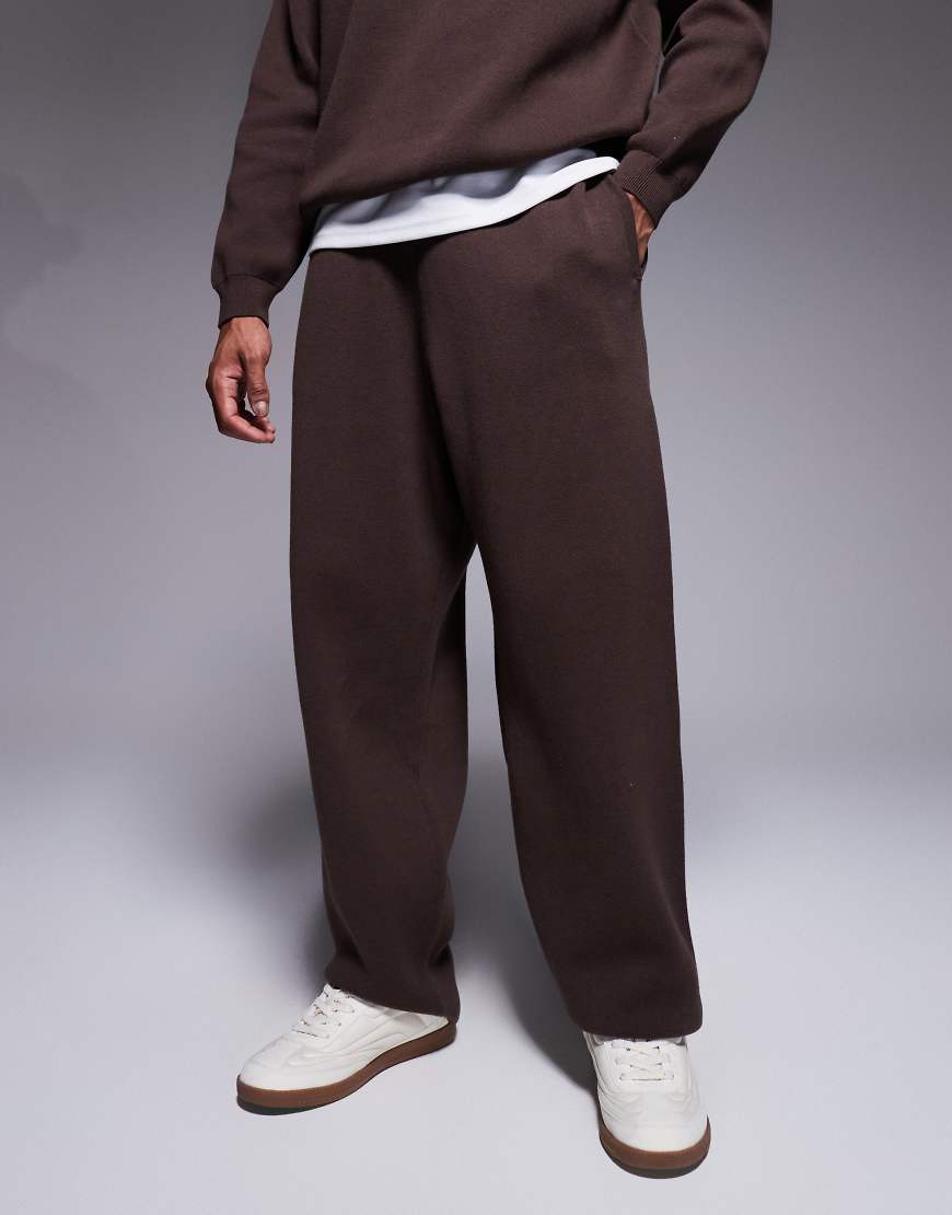 ASOS DESIGN - Oversize-Jogginghose aus Strick in Braun-Brown von ASOS DESIGN