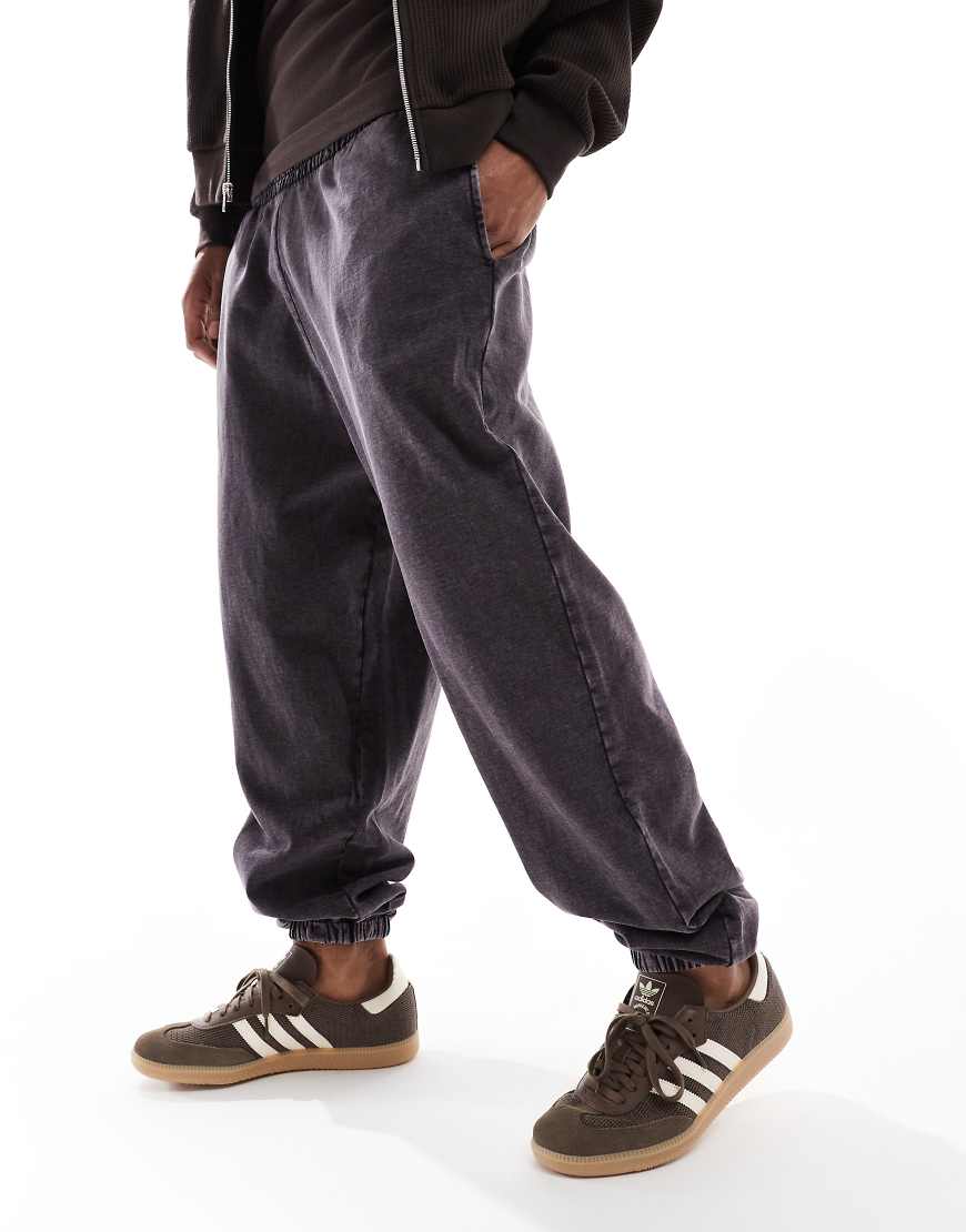 ASOS DESIGN - Oversize-Jogginghose in verwaschenem Schwarz ASOS DESIGN - Oversize-Jogginghose in verwaschenem Schwarz von ASOS DESIGN
