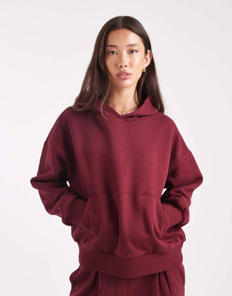ASOS DESIGN - Oversize-Kapuzenpullover in Burgunderrot mit weicher Innenseite von ASOS DESIGN