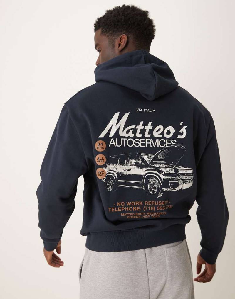 ASOS DESIGN - Oversize-Kapuzenpullover in Marineblau mit Auto-Print auf Brust und Rücken von ASOS DESIGN