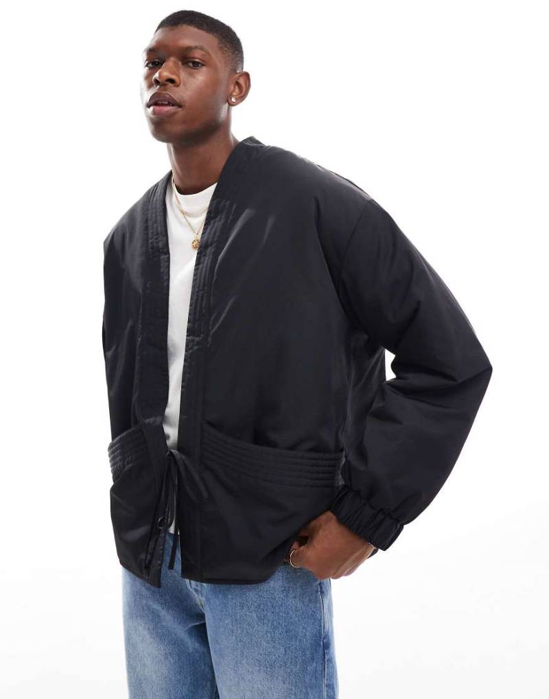 ASOS DESIGN - Oversize-Kimonojacke aus Nylon in Schwarz von ASOS DESIGN