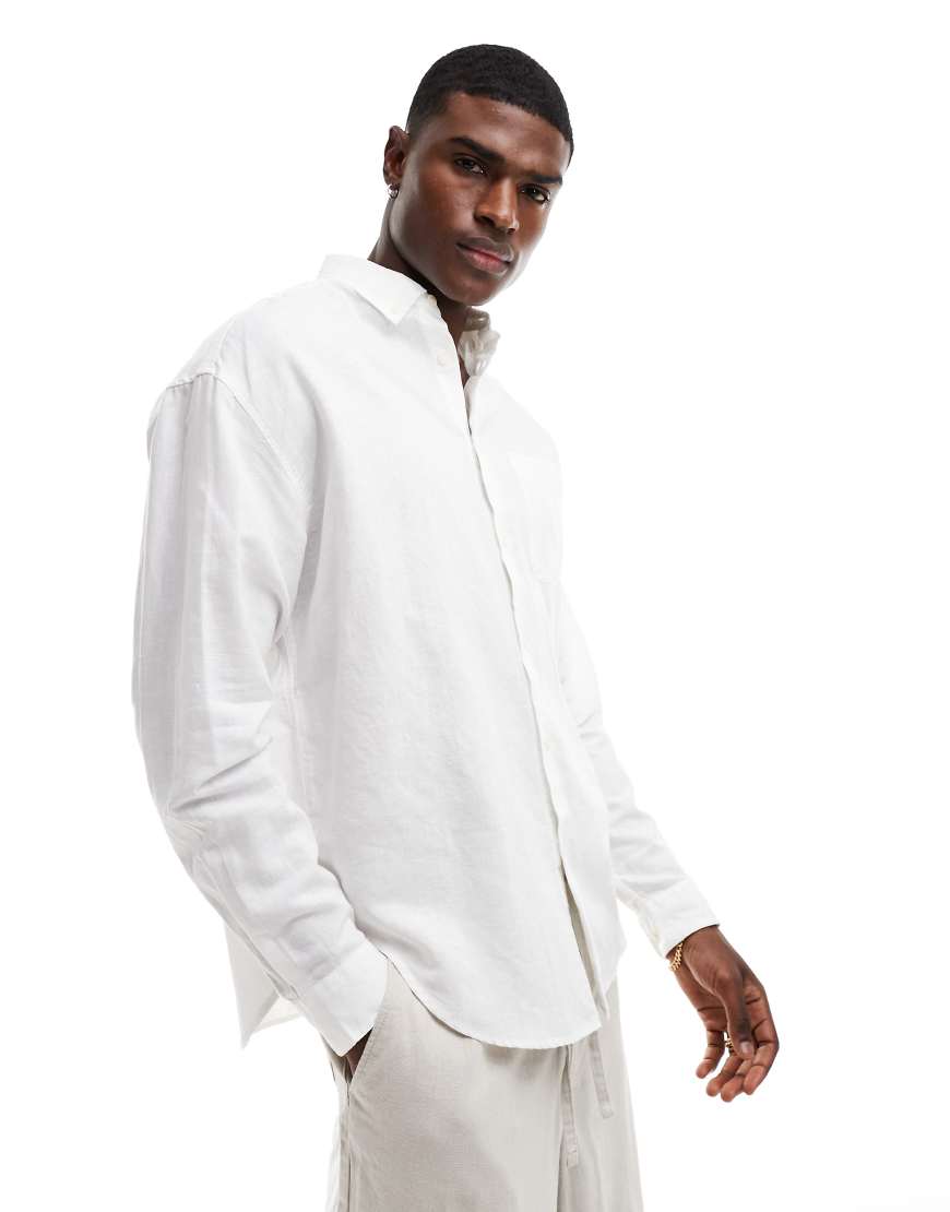 ASOS DESIGN - Oversize-Hemd aus Leinenmix im Weiß im 90er-Stil von ASOS DESIGN