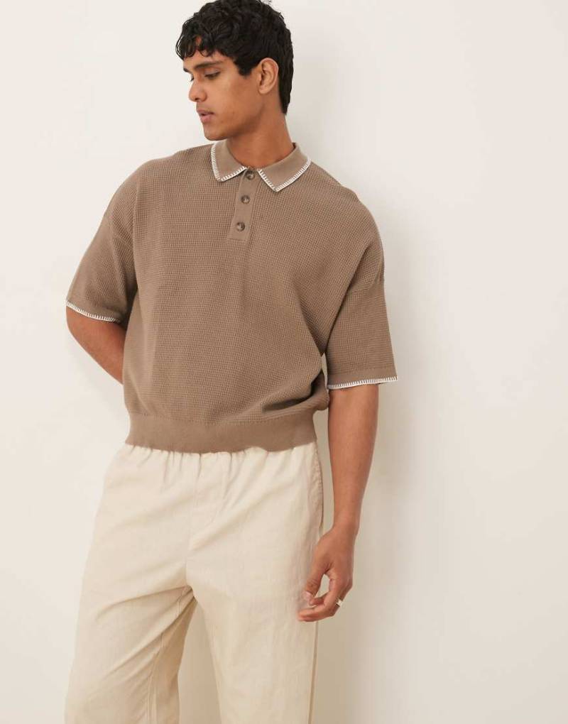 ASOS DESIGN - Oversize-Polohemd in Braun aus Strick mit Languettenstich von ASOS DESIGN