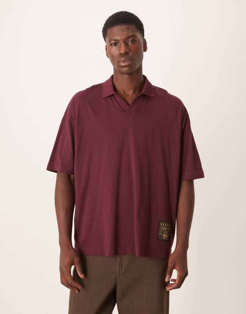 ASOS DESIGN - Oversize-Polohemd in Braun mit Reverskragen und Webetikett-Brown ASOS DESIGN - Oversize-Polohemd in Braun mit Reverskragen und Webetikett-Brown von ASOS DESIGN