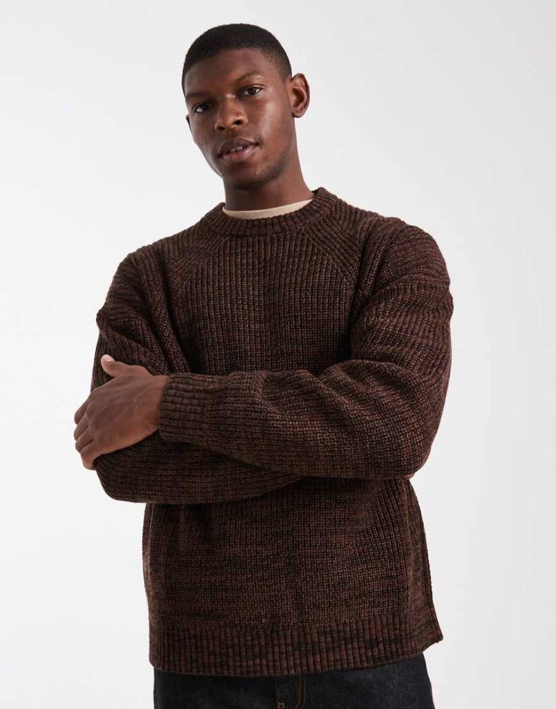 ASOS DESIGN - Oversize-Pullover aus Strukturstrick in meliertem Braun-Bunt von ASOS DESIGN