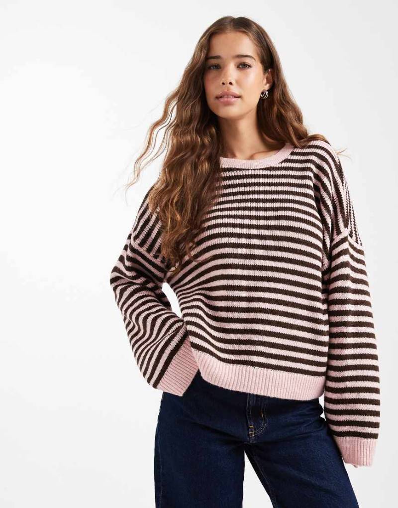 ASOS DESIGN - Oversize-Pullover mit Streifen in Schokobraun und Rosa-Bunt ASOS DESIGN - Oversize-Pullover mit Streifen in Schokobraun und Rosa-Bunt von ASOS DESIGN